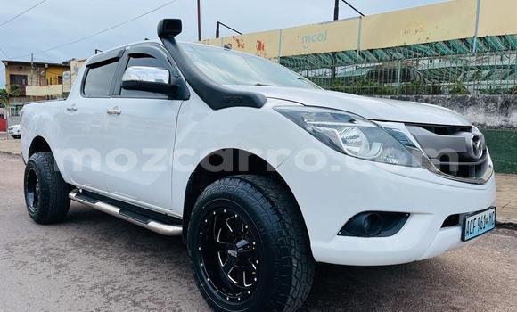 Nunua Ilio tumika Mazda BT-50 Nyeupe Gari ndani ya Maputo nchini Maputo Nunua Ilio tumika Mazda BT-50 Nyeupe Gari ndani ya Maputo nchini Maputo