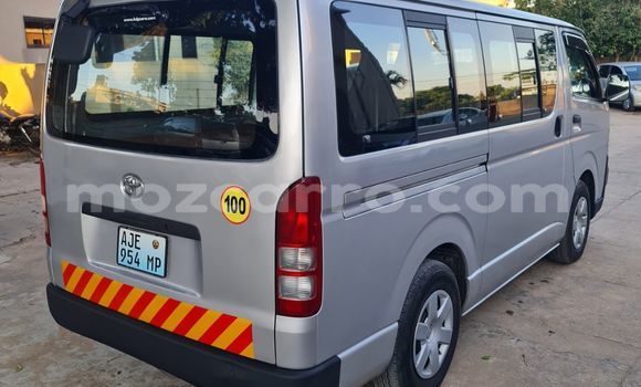 Nunua Ilio tumika Toyota Hiace Nyingine Gari ndani ya Maputo nchini Maputo Nunua Ilio tumika Toyota Hiace Nyingine Gari ndani ya Maputo nchini Maputo