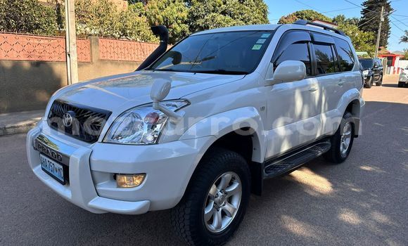 Buy Used Toyota Prado White Car in Maputo in Maputo Buy Used Toyota Prado White Car in Maputo in Maputo