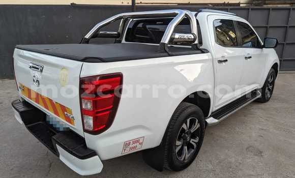 Buy Used Mazda BT-50 White Car in Maputo in Maputo Buy Used Mazda BT-50 White Car in Maputo in Maputo