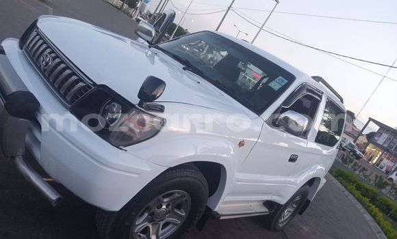 Nunua Ilio tumika Toyota Land Cruiser Prado Nyeupe Gari ndani ya Maputo nchini Maputo Nunua Ilio tumika Toyota Land Cruiser Prado Nyeupe Gari ndani ya Maputo nchini Maputo