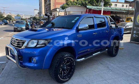 Nunua Ilio tumika Toyota Hilux Bluu Gari ndani ya Maputo nchini Maputo