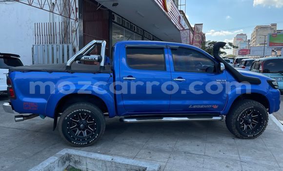 Nunua Ilio tumika Toyota Hilux Bluu Gari ndani ya Maputo nchini Maputo Nunua Ilio tumika Toyota Hilux Bluu Gari ndani ya Maputo nchini Maputo
