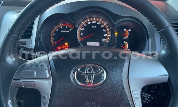 Nunua Ilio tumika Toyota Hilux Bluu Gari ndani ya Maputo nchini Maputo Nunua Ilio tumika Toyota Hilux Bluu Gari ndani ya Maputo nchini Maputo