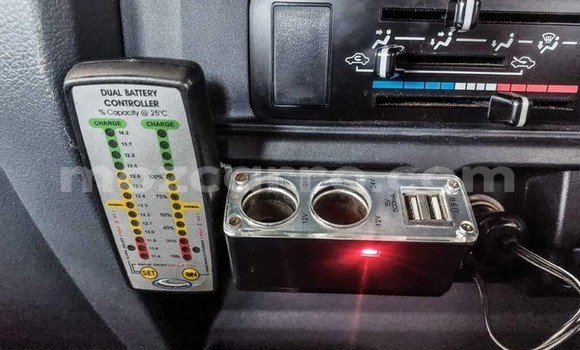 Comprar Usado Toyota Land Cruiser Branco Carro em Maputo em Maputo Comprar Usado Toyota Land Cruiser Branco Carro em Maputo em Maputo