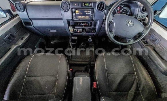 Comprar Usado Toyota Land Cruiser Branco Carro em Maputo em Maputo Comprar Usado Toyota Land Cruiser Branco Carro em Maputo em Maputo
