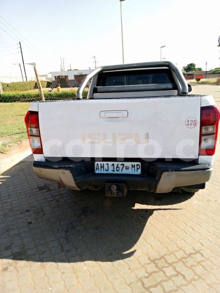 Big with watermark isuzu d max maputo maputo 16697