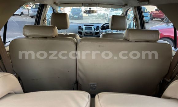 Nunua Ilio tumika Toyota Fortuner Nyingine Gari ndani ya Maputo nchini Maputo Nunua Ilio tumika Toyota Fortuner Nyingine Gari ndani ya Maputo nchini Maputo