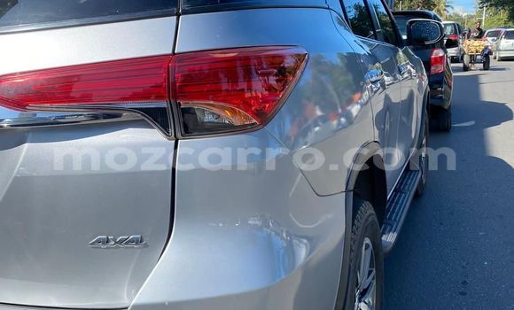 Tenga Tsaru Toyota Fortuner Zvimwe Mota in Maputo in Maputo Tenga Tsaru Toyota Fortuner Zvimwe Mota in Maputo in Maputo