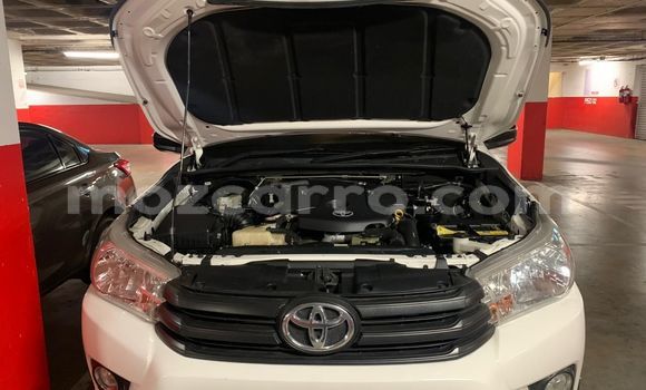 Tenga Tsaru Toyota Hilux Chena Mota in Maputo in Maputo Tenga Tsaru Toyota Hilux Chena Mota in Maputo in Maputo