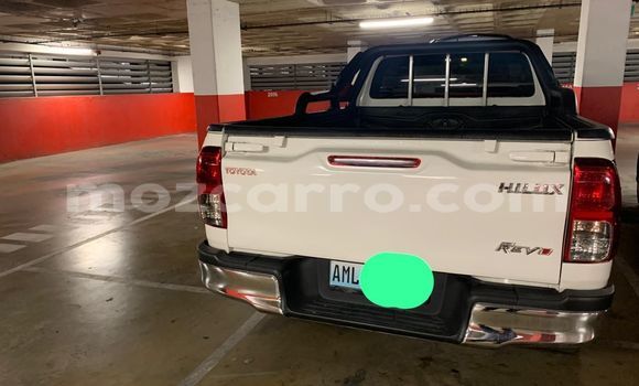 Tenga Tsaru Toyota Hilux Chena Mota in Maputo in Maputo Tenga Tsaru Toyota Hilux Chena Mota in Maputo in Maputo