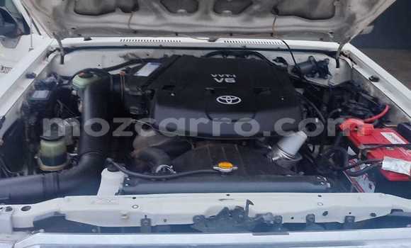 Buy Used Toyota Land Cruiser White Car in Maputo in Maputo Buy Used Toyota Land Cruiser White Car in Maputo in Maputo