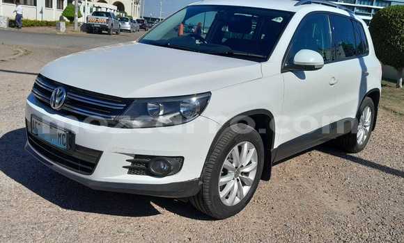 Buy New Volkswagen Tiguan White Car in Maputo in Maputo Buy New Volkswagen Tiguan White Car in Maputo in Maputo