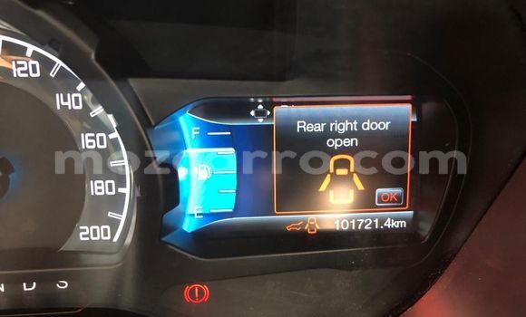 Comprar Usado Ford Everest Vermelho Carro em Maputo em Maputo Comprar Usado Ford Everest Vermelho Carro em Maputo em Maputo