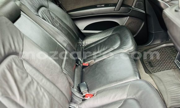 Nunua Ilio tumika Audi Q7 Nyekundu Gari ndani ya Maputo nchini Maputo Nunua Ilio tumika Audi Q7 Nyekundu Gari ndani ya Maputo nchini Maputo