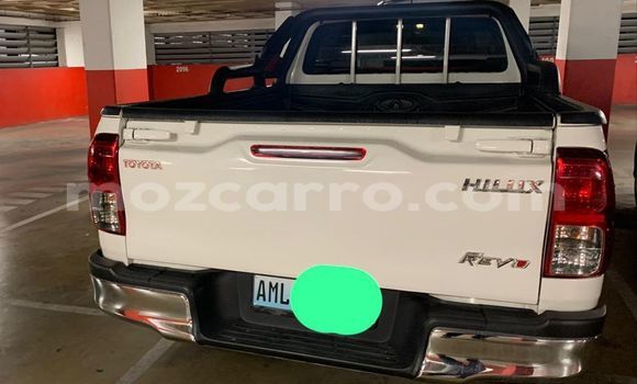 Nunua Ilio tumika Toyota Hiluxe Revo Nyeupe Gari ndani ya Maputo nchini Maputo Nunua Ilio tumika Toyota Hiluxe Revo Nyeupe Gari ndani ya Maputo nchini Maputo