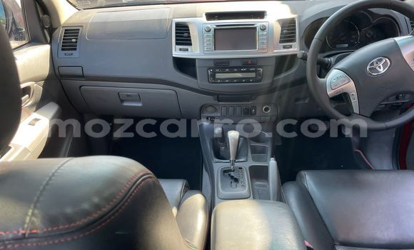 Nunua Ilio tumika Toyota Hilux Nyekundu Gari ndani ya Maputo nchini Maputo Nunua Ilio tumika Toyota Hilux Nyekundu Gari ndani ya Maputo nchini Maputo