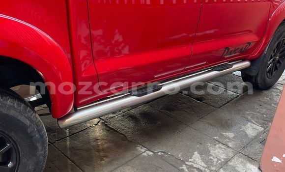 Nunua Ilio tumika Toyota Hilux Nyekundu Gari ndani ya Maputo nchini Maputo Nunua Ilio tumika Toyota Hilux Nyekundu Gari ndani ya Maputo nchini Maputo
