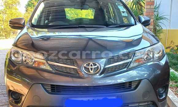 Nunua Ilio tumika Toyota RAV4 Fedha Gari ndani ya Maputo nchini Maputo Nunua Ilio tumika Toyota RAV4 Fedha Gari ndani ya Maputo nchini Maputo