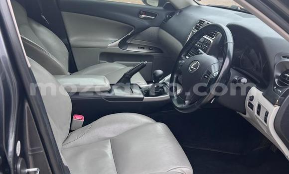Nunua Ilio tumika Lexus IS Nyeusi Gari ndani ya Maputo nchini Maputo Nunua Ilio tumika Lexus IS Nyeusi Gari ndani ya Maputo nchini Maputo