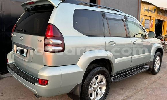Nunua Ilio tumika Toyota Land Cruiser Nyingine Gari ndani ya Maputo nchini Maputo Nunua Ilio tumika Toyota Land Cruiser Nyingine Gari ndani ya Maputo nchini Maputo
