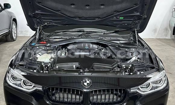 Nunua Ilio tumika BMW 3200 Nyeusi Gari ndani ya Maputo nchini Maputo Nunua Ilio tumika BMW 3200 Nyeusi Gari ndani ya Maputo nchini Maputo