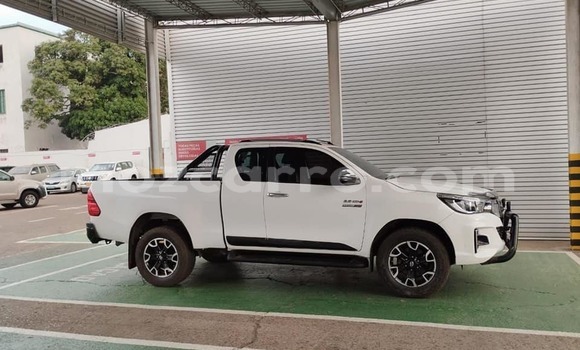 Comprar Usado Toyota Hilux Branco Carro em Maputo em Maputo Comprar Usado Toyota Hilux Branco Carro em Maputo em Maputo