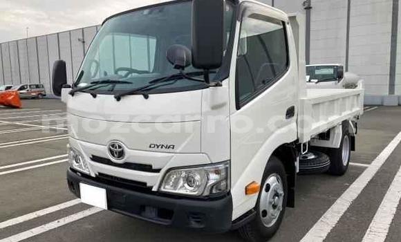 Buy Used Toyota Dyna White Car in Maputo in Maputo Buy Used Toyota Dyna White Car in Maputo in Maputo