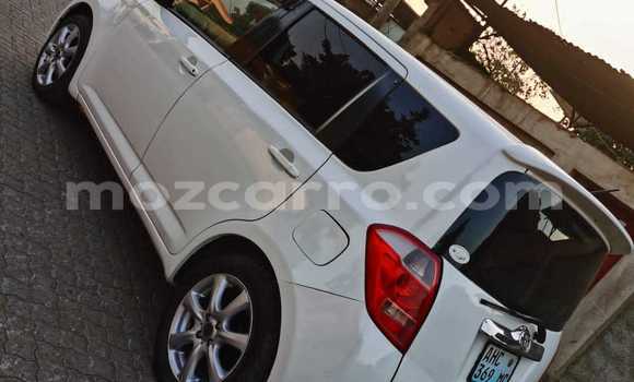 Tenga Tsaru Toyota Ractis Chena Mota in Maputo in Maputo Tenga Tsaru Toyota Ractis Chena Mota in Maputo in Maputo