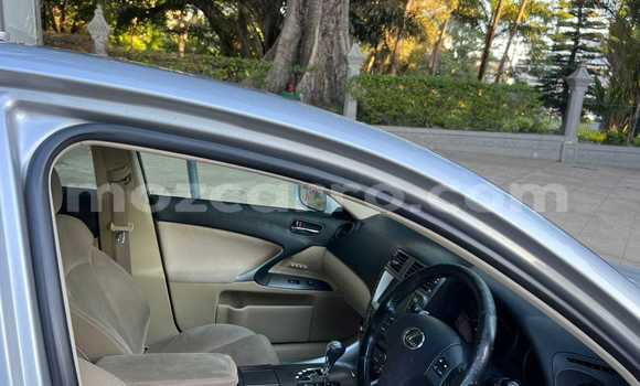 Tenga Tsaru Lexus IS Zvimwe Mota in Maputo in Maputo Tenga Tsaru Lexus IS Zvimwe Mota in Maputo in Maputo