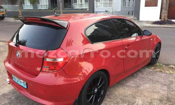 Tenga Tsaru BMW E3 Tsvuku Mota in Maputo in Maputo Tenga Tsaru BMW E3 Tsvuku Mota in Maputo in Maputo