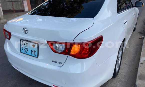 Tenga Tsaru Toyota Mark X Chena Mota in Maputo in Maputo Tenga Tsaru Toyota Mark X Chena Mota in Maputo in Maputo