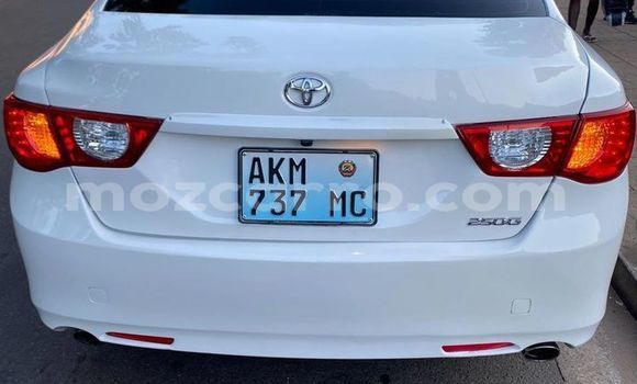 Tenga Tsaru Toyota Mark X Chena Mota in Maputo in Maputo Tenga Tsaru Toyota Mark X Chena Mota in Maputo in Maputo