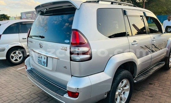 Tenga Tsaru Toyota Prado Zvimwe Mota in Maputo in Maputo Tenga Tsaru Toyota Prado Zvimwe Mota in Maputo in Maputo