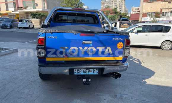 Nunua Ilio tumika Toyota Hilux Bluu Gari ndani ya Maputo nchini Maputo Nunua Ilio tumika Toyota Hilux Bluu Gari ndani ya Maputo nchini Maputo