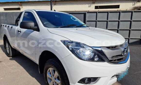 Comprar Usado Mazda BT-50 Branco Carro em Maputo em Maputo Comprar Usado Mazda BT-50 Branco Carro em Maputo em Maputo