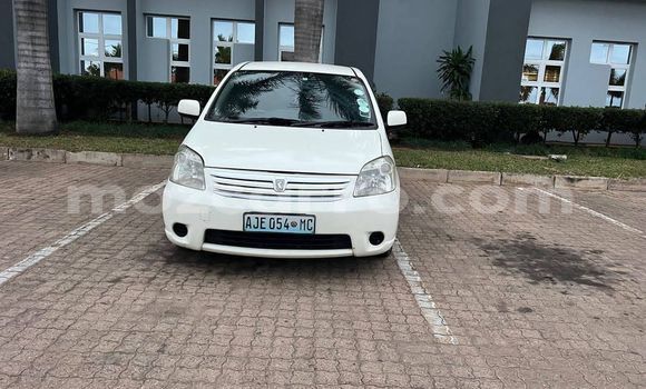 Buy Used Toyota Raum White Car in Maputo in Maputo Buy Used Toyota Raum White Car in Maputo in Maputo