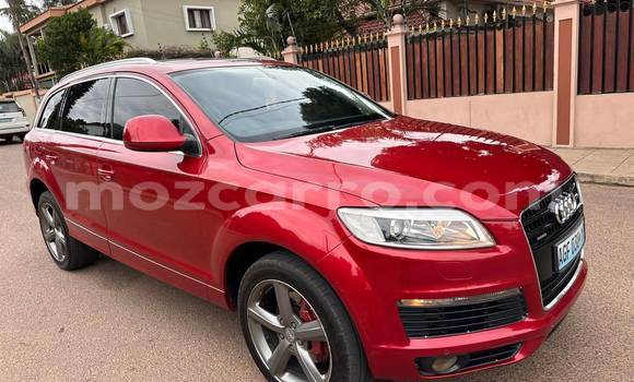 Buy Used Audi Q7 Red Car in Maputo in Maputo