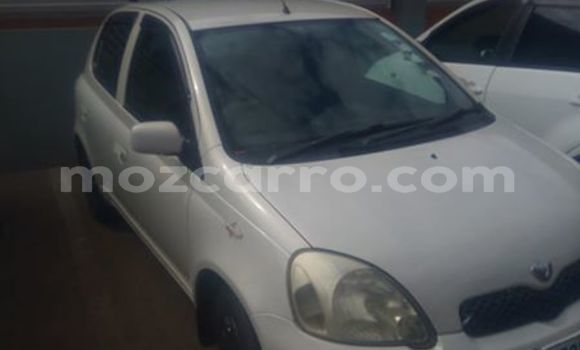 Buy Used Toyota Vitz White Car in Maputo in Maputo Buy Used Toyota Vitz White Car in Maputo in Maputo