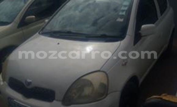 Buy Used Toyota Vitz White Car in Maputo in Maputo Buy Used Toyota Vitz White Car in Maputo in Maputo