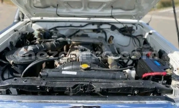 Nunua Ilio tumika Toyota Land Cruiser Nyeupe Gari ndani ya Maputo nchini Maputo Nunua Ilio tumika Toyota Land Cruiser Nyeupe Gari ndani ya Maputo nchini Maputo