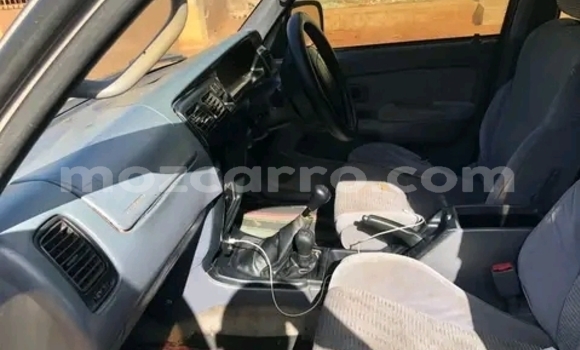 Nunua Ilio tumika Toyota Hilux Surf Nyingine Gari ndani ya Maputo nchini Maputo Nunua Ilio tumika Toyota Hilux Surf Nyingine Gari ndani ya Maputo nchini Maputo