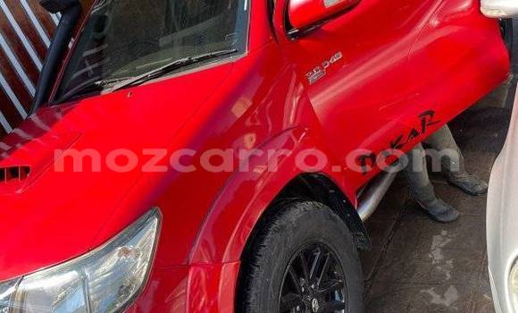 Tenga Tsaru Toyota Hilux Tsvuku Mota in Maputo in Maputo Tenga Tsaru Toyota Hilux Tsvuku Mota in Maputo in Maputo