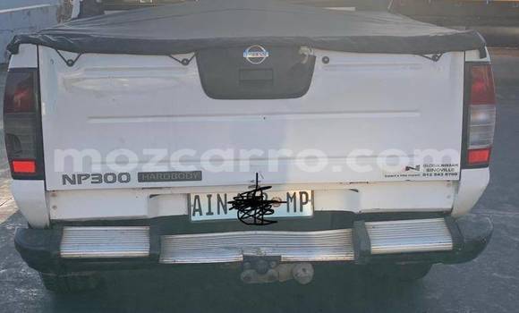 Buy Used Nissan Hardbody White Car in Maputo in Maputo Buy Used Nissan Hardbody White Car in Maputo in Maputo