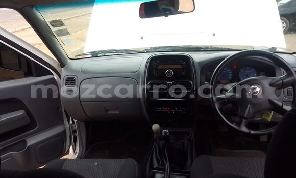 Buy Used Nissan Hardbody White Car in Maputo in Maputo Buy Used Nissan Hardbody White Car in Maputo in Maputo