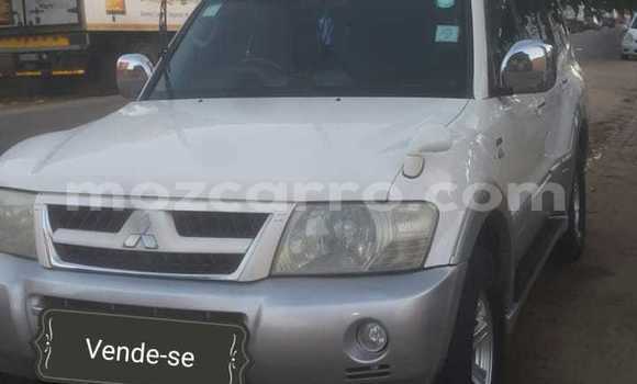 Comprar Usado Mitsubishi Pajero Branco Carro em Maputo em Maputo