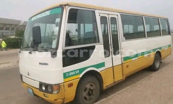 Nunua Ilio tumika Mitsubishi Raider Nyeupe Gari ndani ya Maputo nchini Maputo Nunua Ilio tumika Mitsubishi Raider Nyeupe Gari ndani ya Maputo nchini Maputo