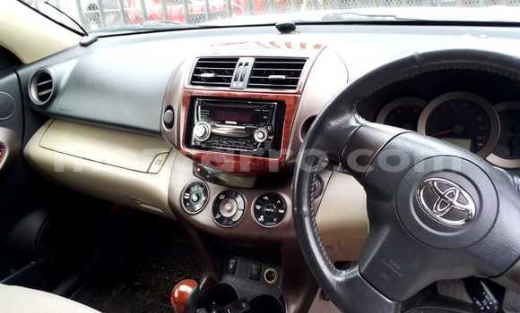 Buy Used Toyota Vanguard Other Car in Maputo in Maputo Buy Used Toyota Vanguard Other Car in Maputo in Maputo