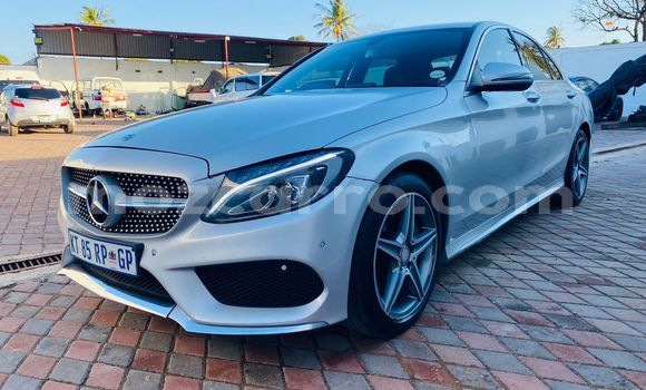 Nunua Ilio tumika Mercedes‒Benz C-Class Nyingine Gari ndani ya Maputo nchini Maputo Nunua Ilio tumika Mercedes‒Benz C-Class Nyingine Gari ndani ya Maputo nchini Maputo