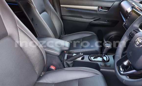 Buy Used Toyota Hiluxe Revo Red Car in Maputo in Maputo Buy Used Toyota Hiluxe Revo Red Car in Maputo in Maputo